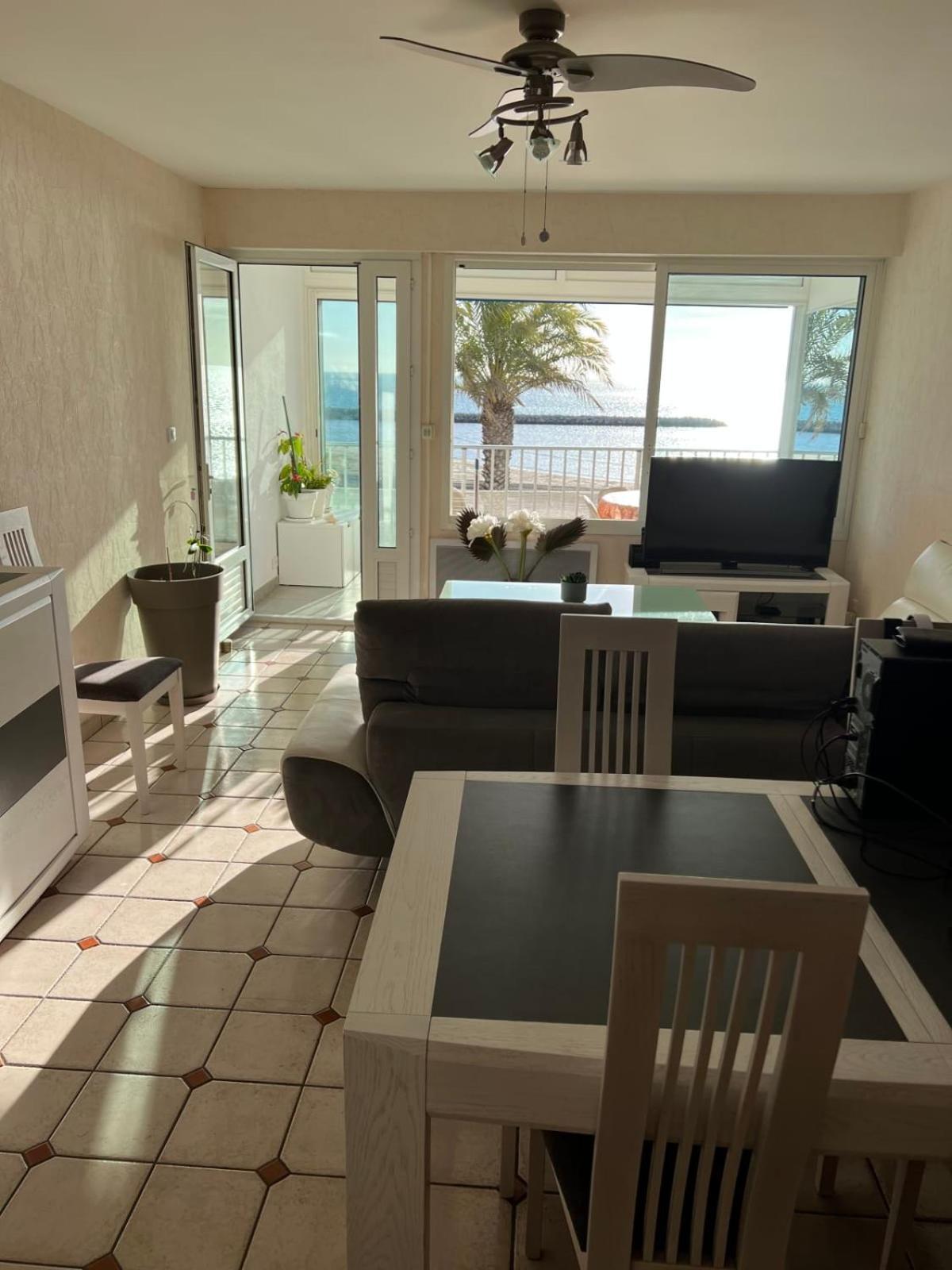 Appartement Mar E Souleu Avec Terrasse Et Vue Mer Au Grau Du Roi Ле-Гро-дю-Руа Экстерьер фото